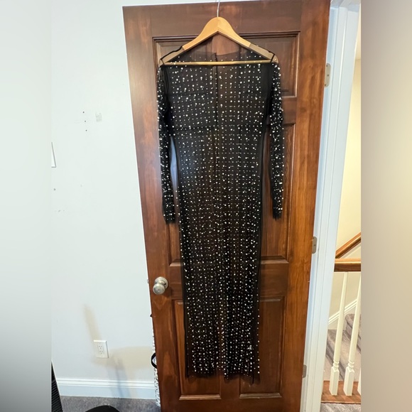 Pearl Rhinestone Coverup. - Picture 2 of 2